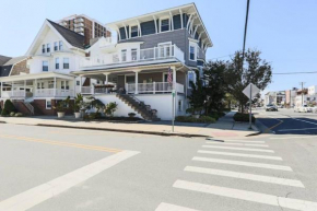 Large Beach Home with Ocean Views from Balcony Unit 2 and 3